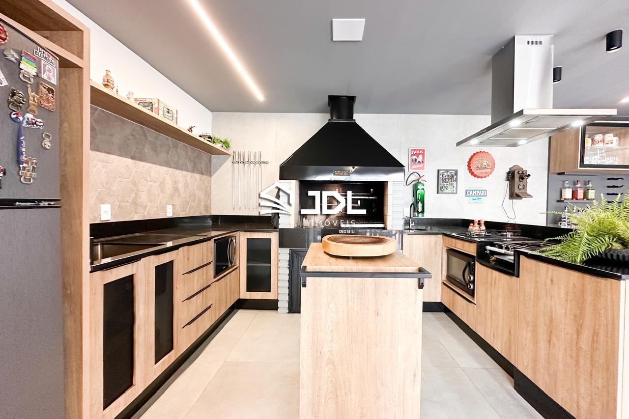 Casa à venda no bairro Velha: 