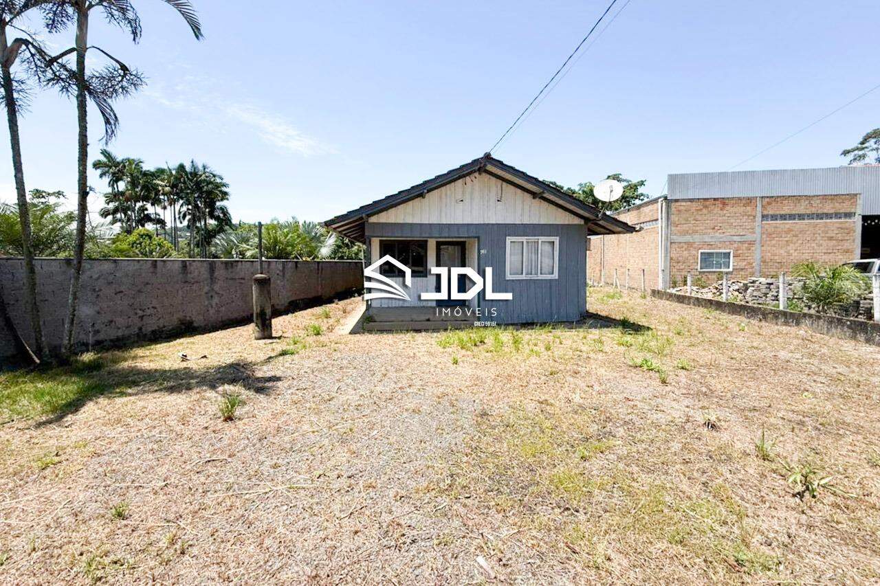 Terreno à venda no bairro Belchior Baixo: 