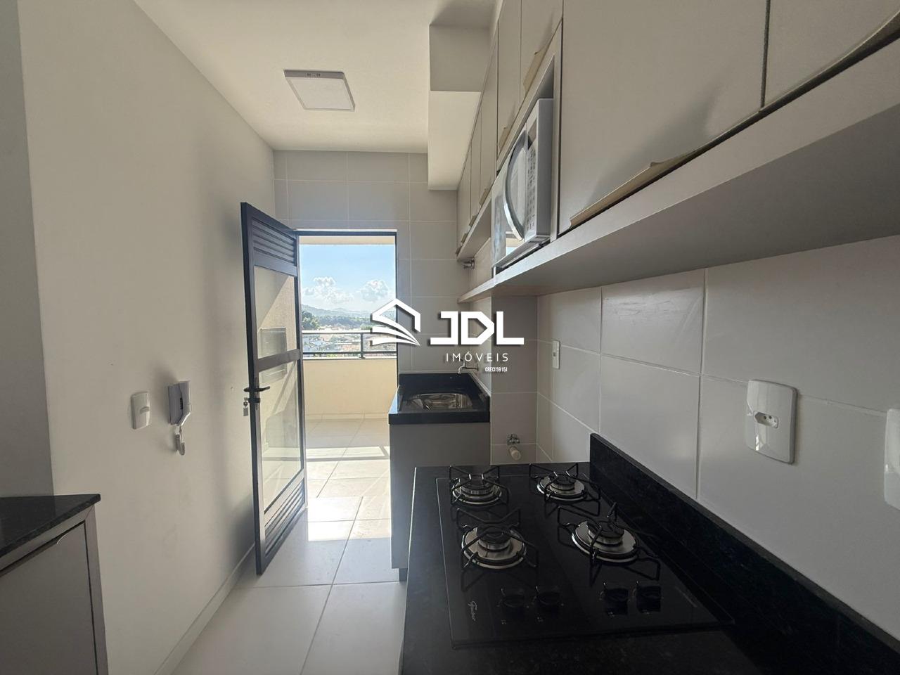 Apartamento à venda no bairro Armação: 