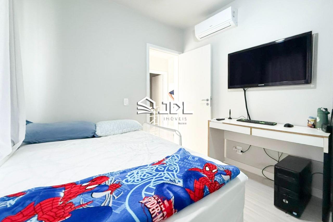 Casa à venda no bairro Velha: 