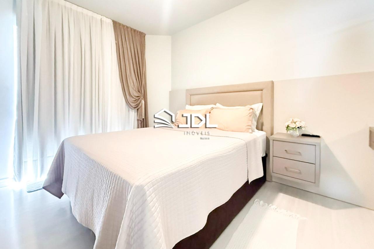 Casa à venda no bairro Velha: 