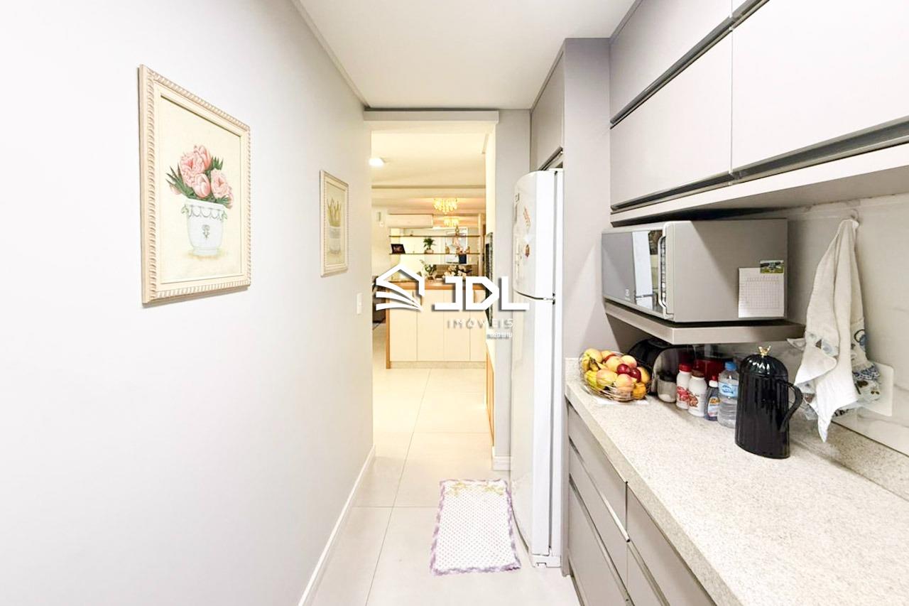 Casa à venda no bairro Velha: 