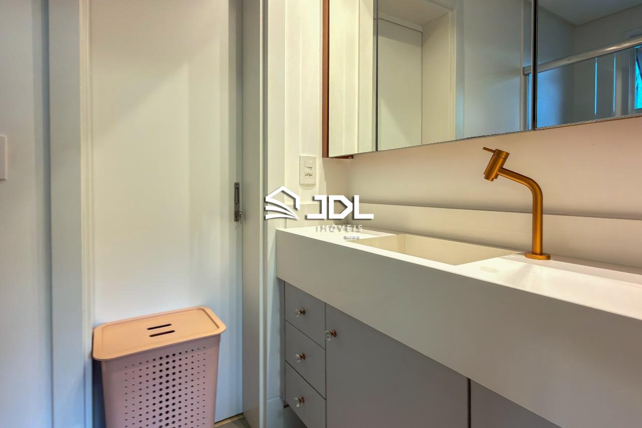 Apartamento à venda no bairro Centro: 