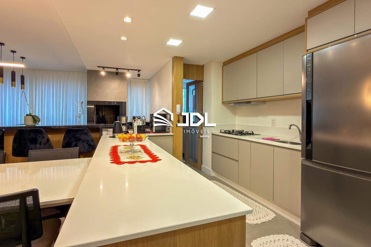 Apartamento à venda no bairro Centro: 