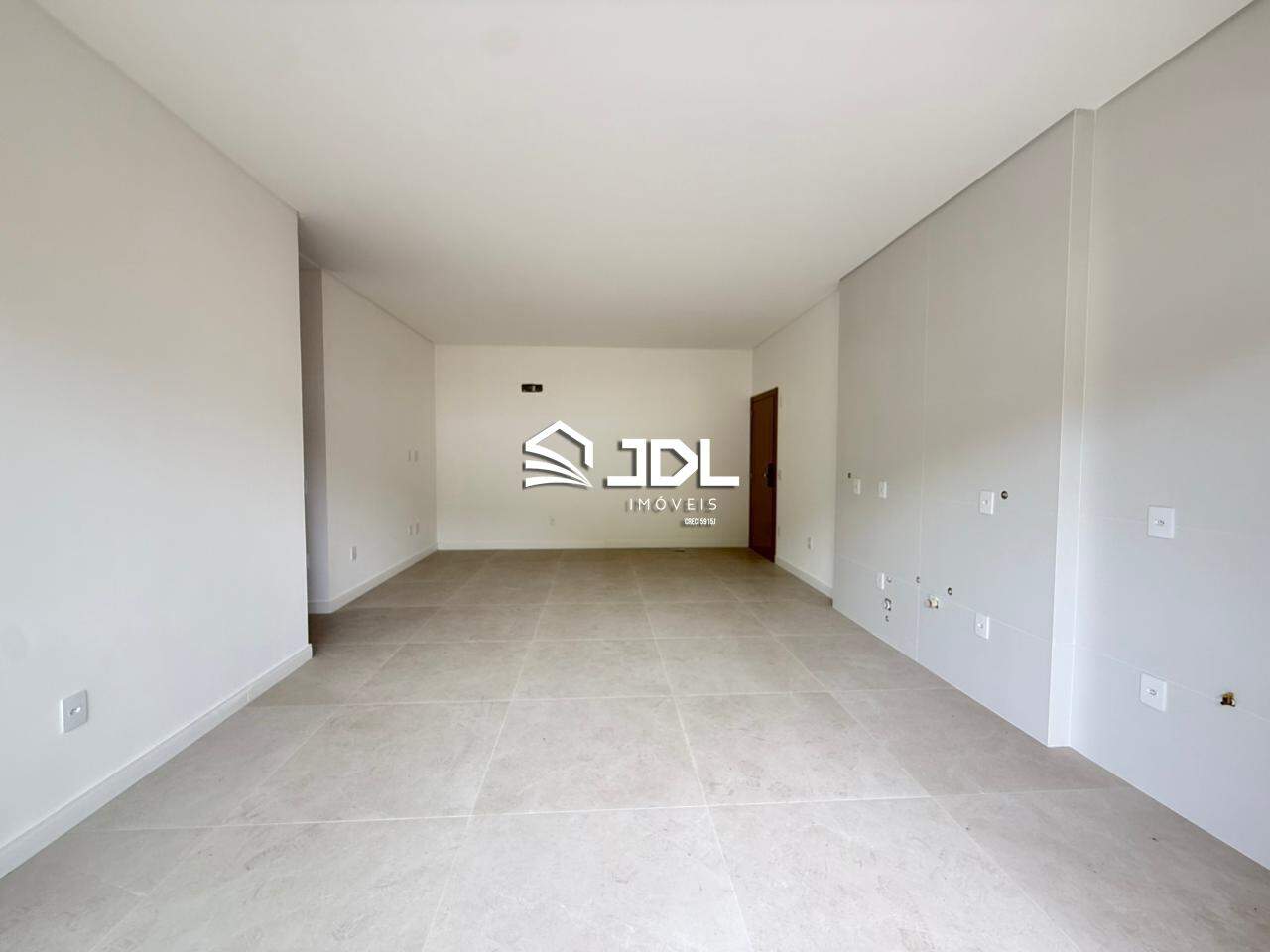 Apartamento à venda no bairro Cabeçudas: