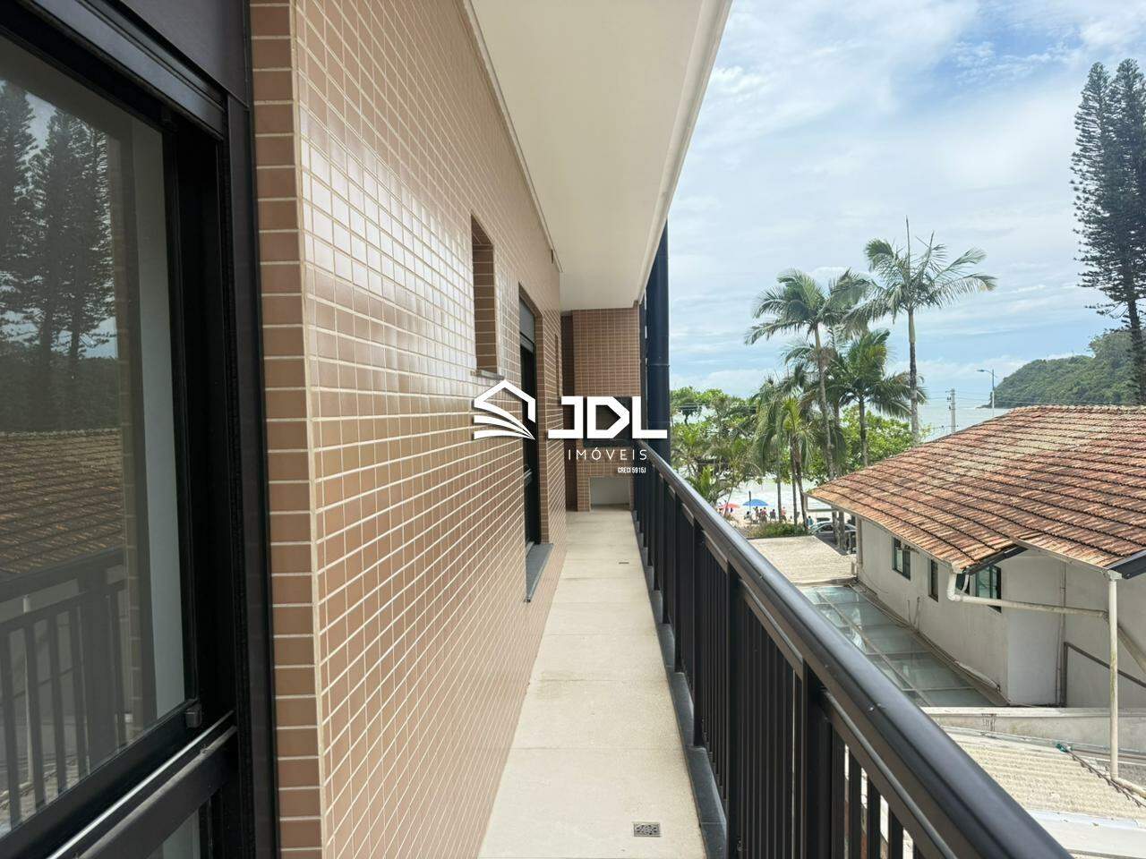Apartamento à venda no bairro Cabeçudas: 