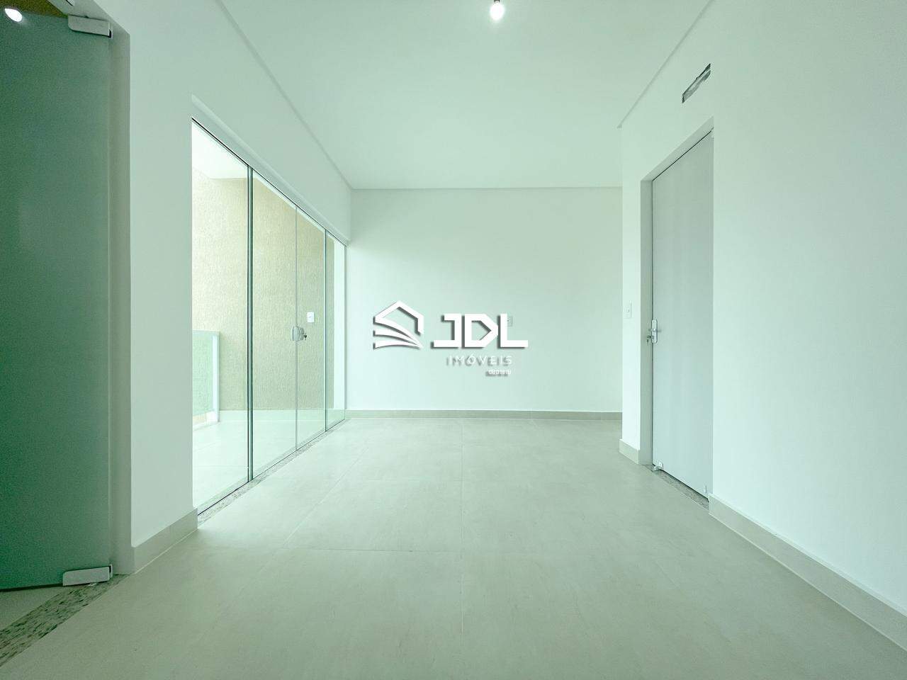 Casa à venda no bairro Armação: 