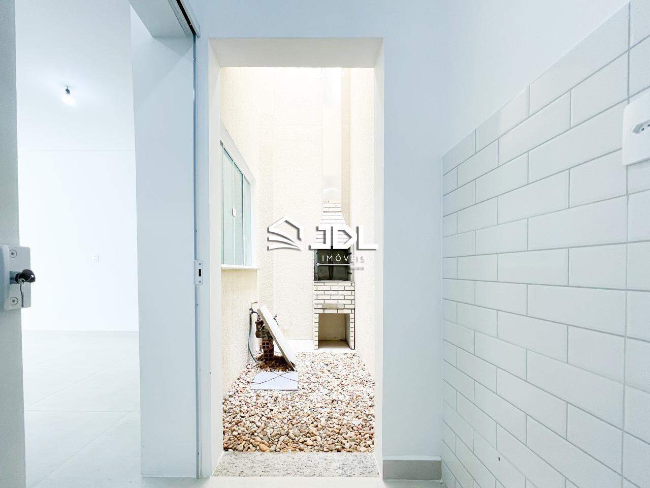 Casa à venda no bairro Armação: 