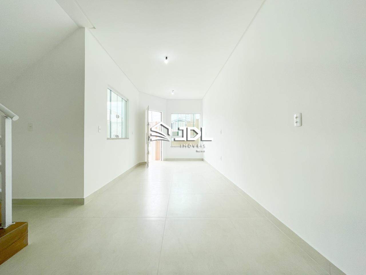 Casa à venda no bairro Armação: 