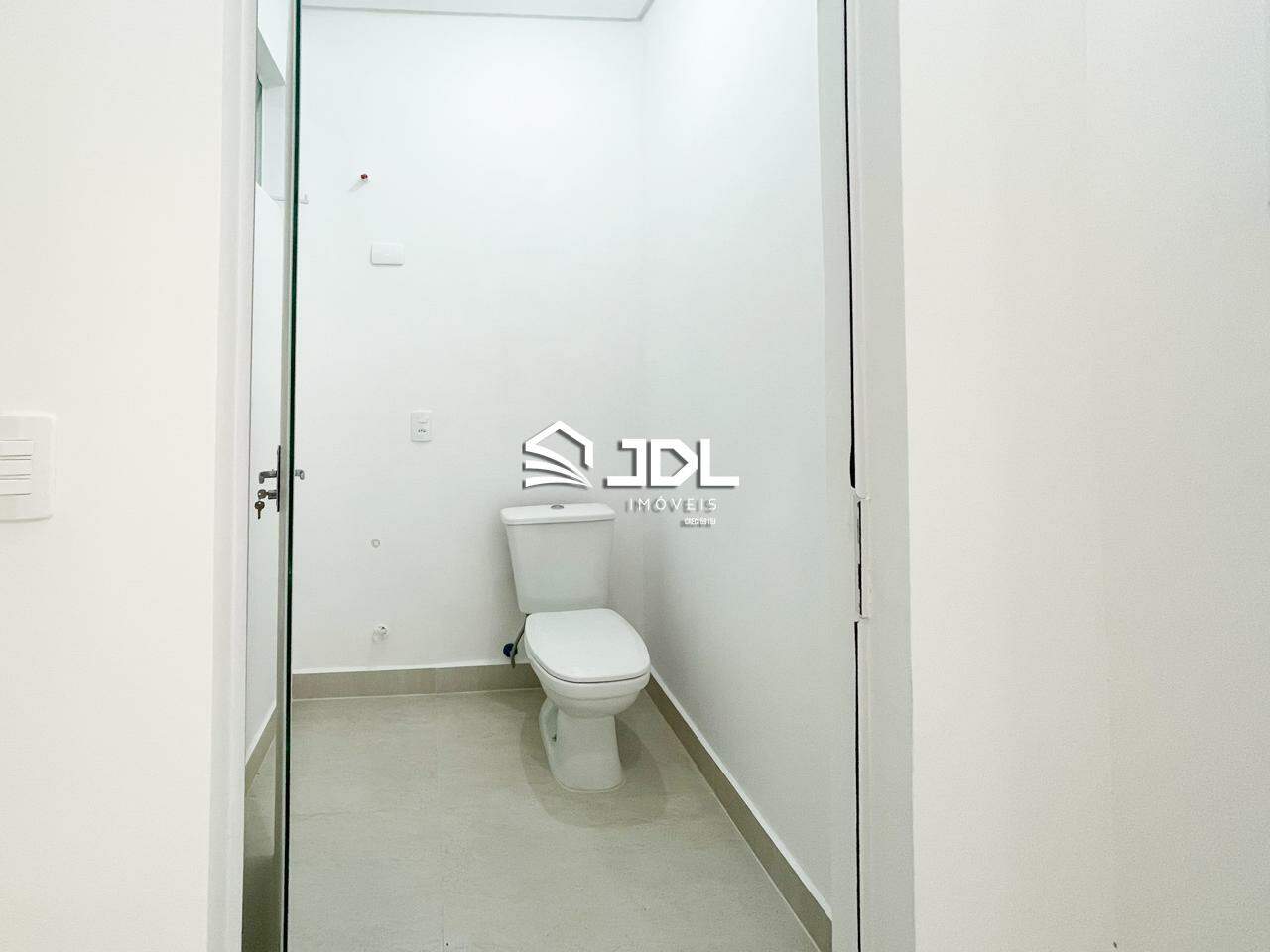 Casa à venda no bairro Armação: 