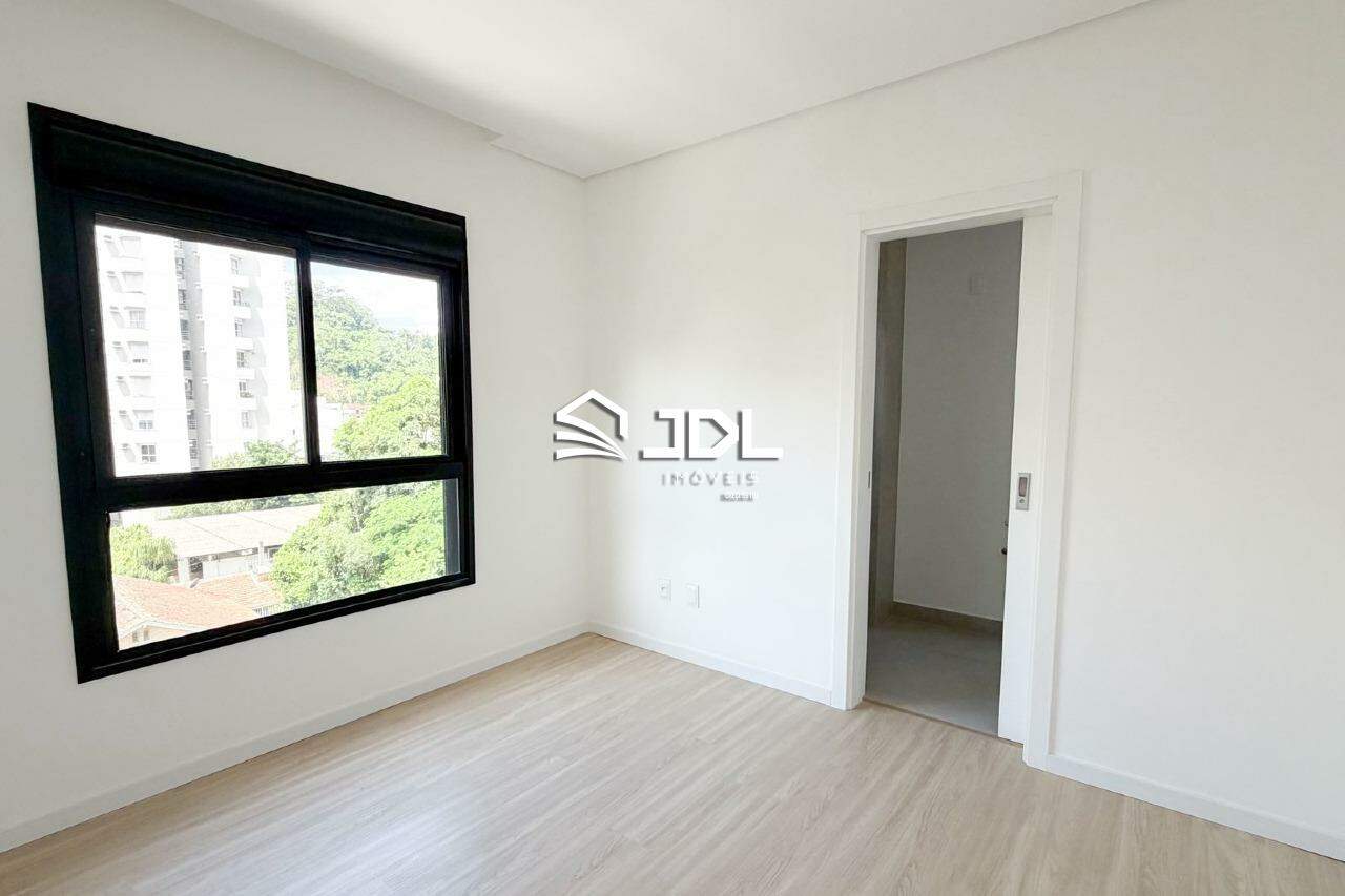 Apartamento à venda no bairro Victor Konder: 
