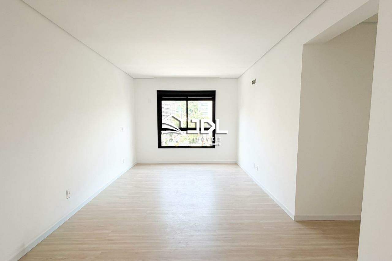 Apartamento à venda no bairro Victor Konder: 