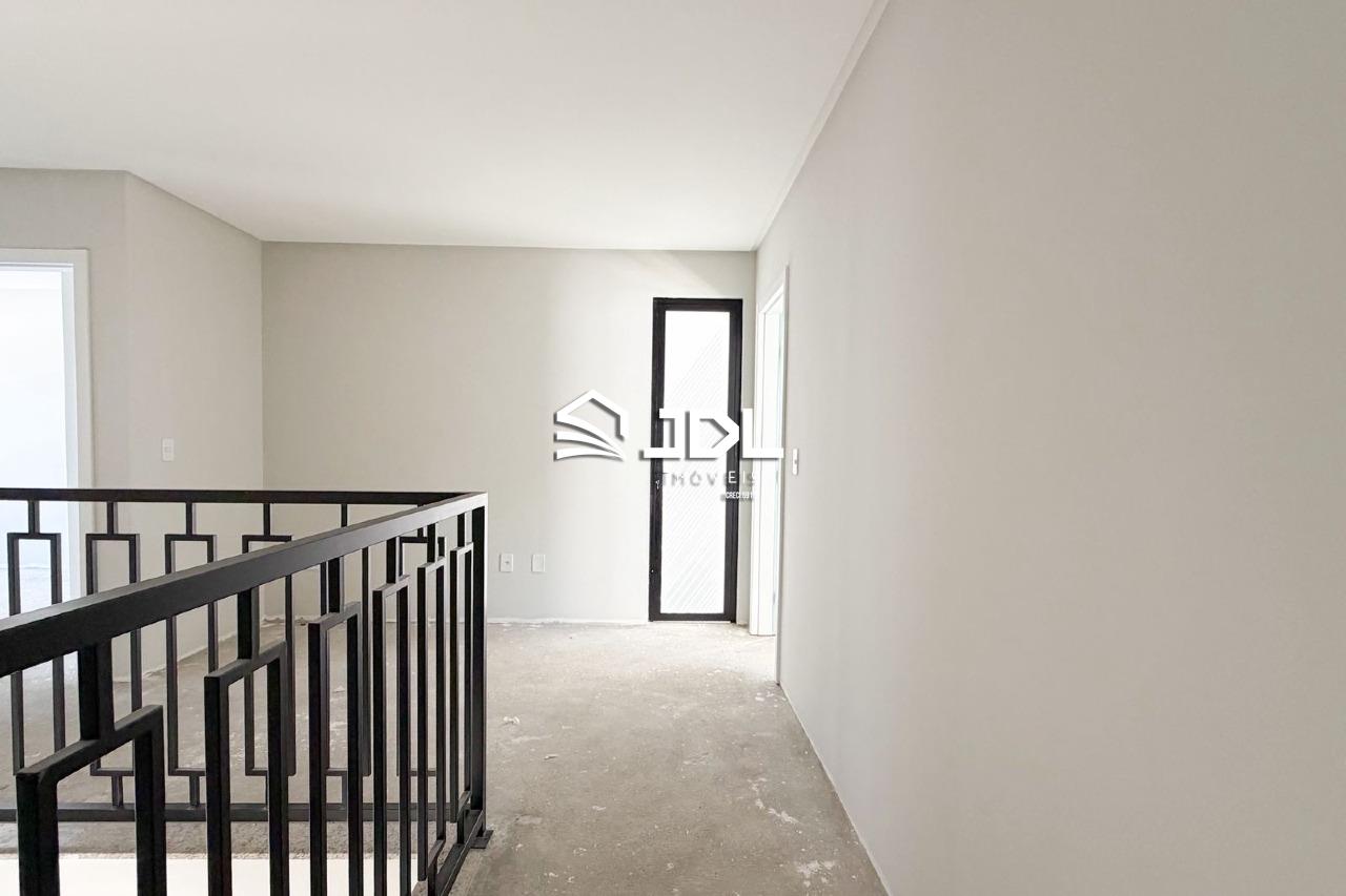 Casa à venda no bairro Escola Agrícola: 