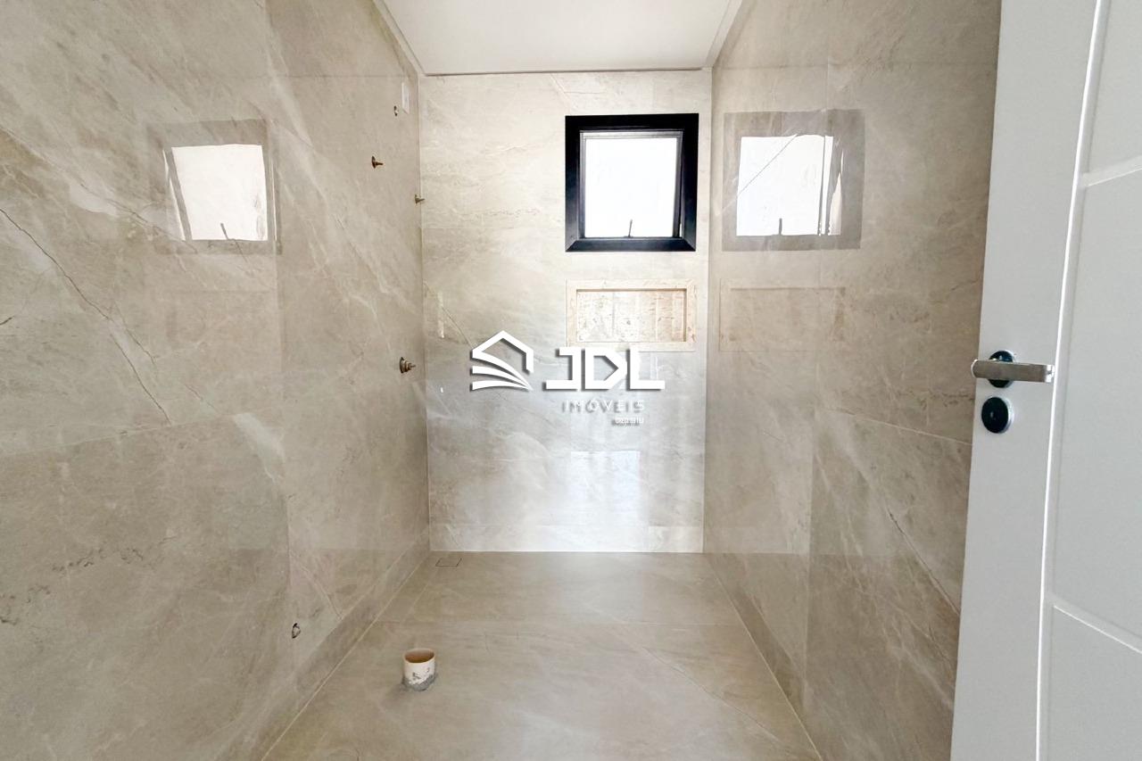 Casa à venda no bairro Escola Agrícola: 