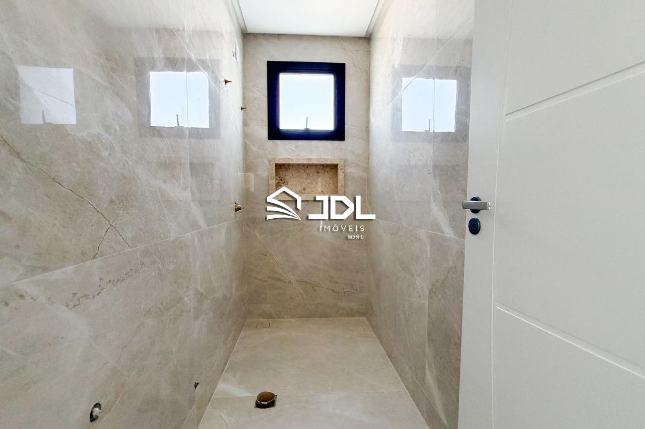 Casa à venda no bairro Escola Agrícola: 