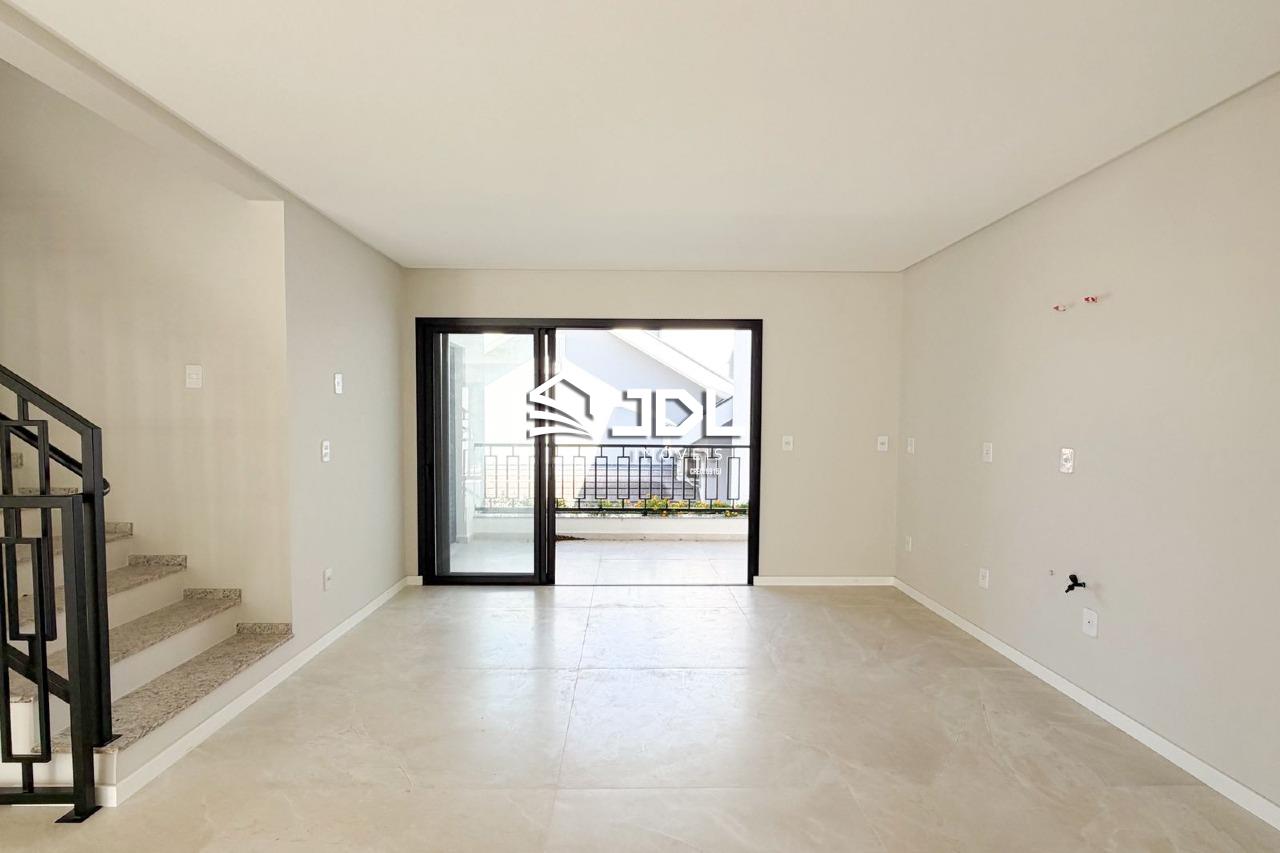 Casa à venda no bairro Escola Agrícola: 