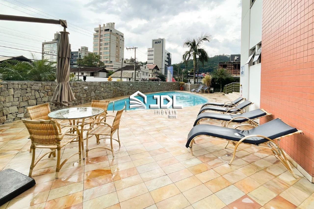 Apartamento à venda no bairro Velha: 