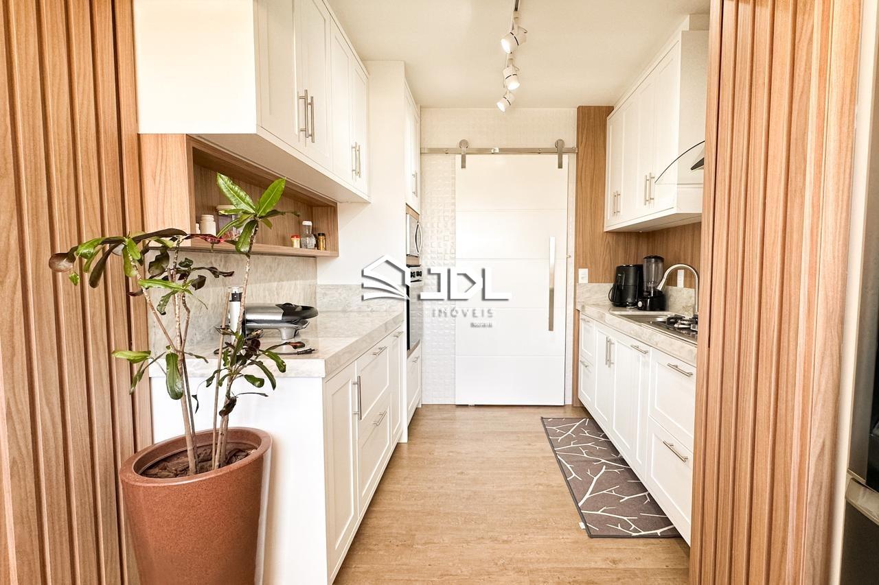 Apartamento à venda no bairro Velha: 