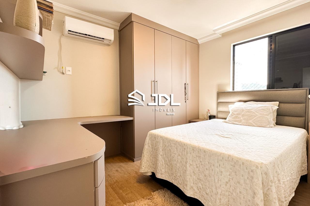 Apartamento à venda no bairro Velha: 