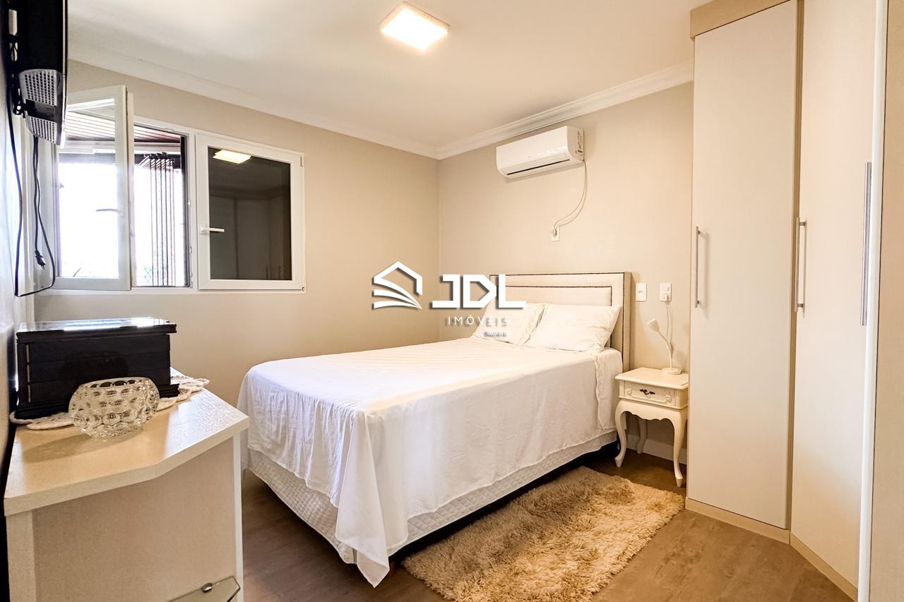 Apartamento à venda no bairro Velha: 