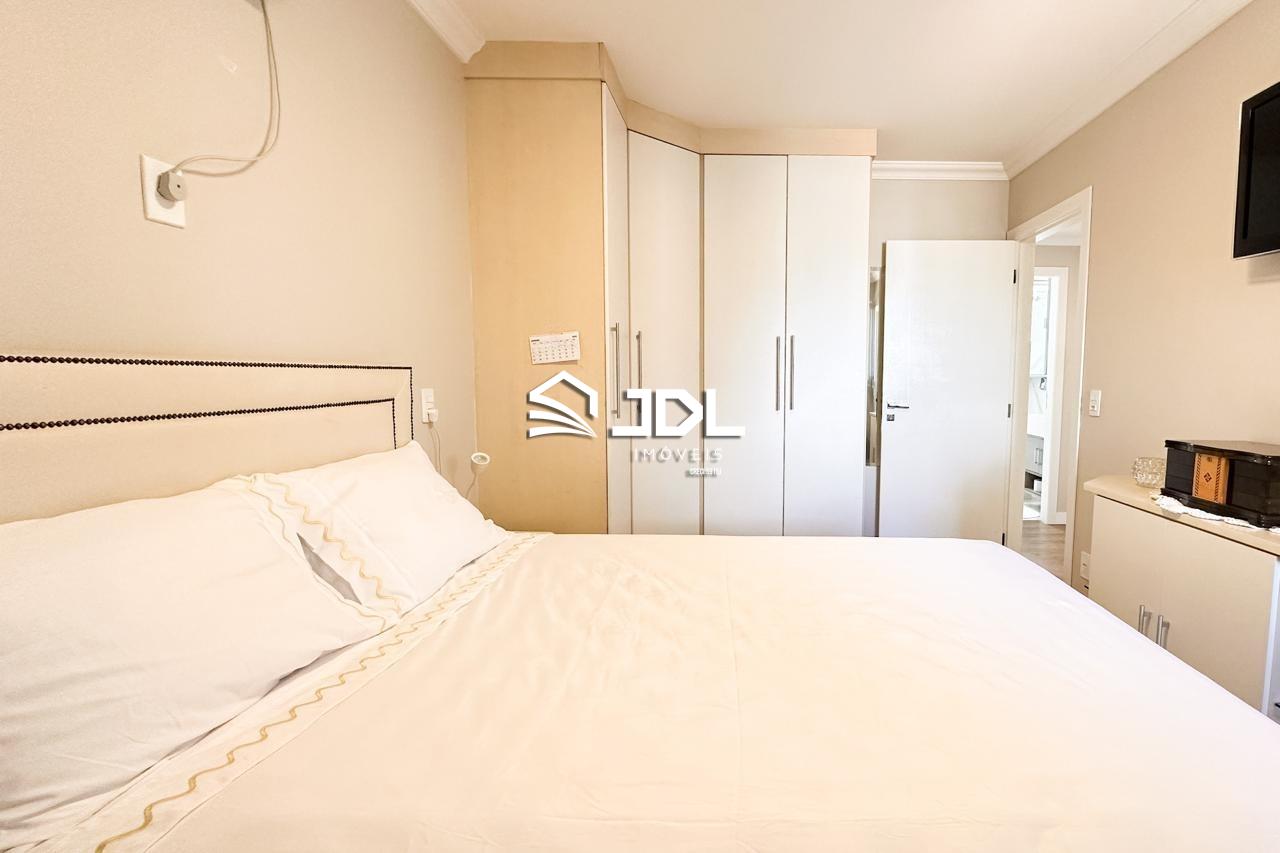 Apartamento à venda no bairro Velha: 