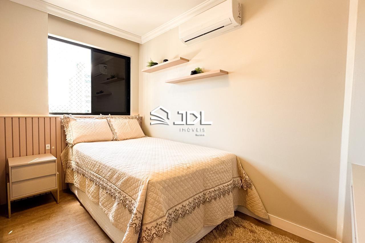 Apartamento à venda no bairro Velha: 