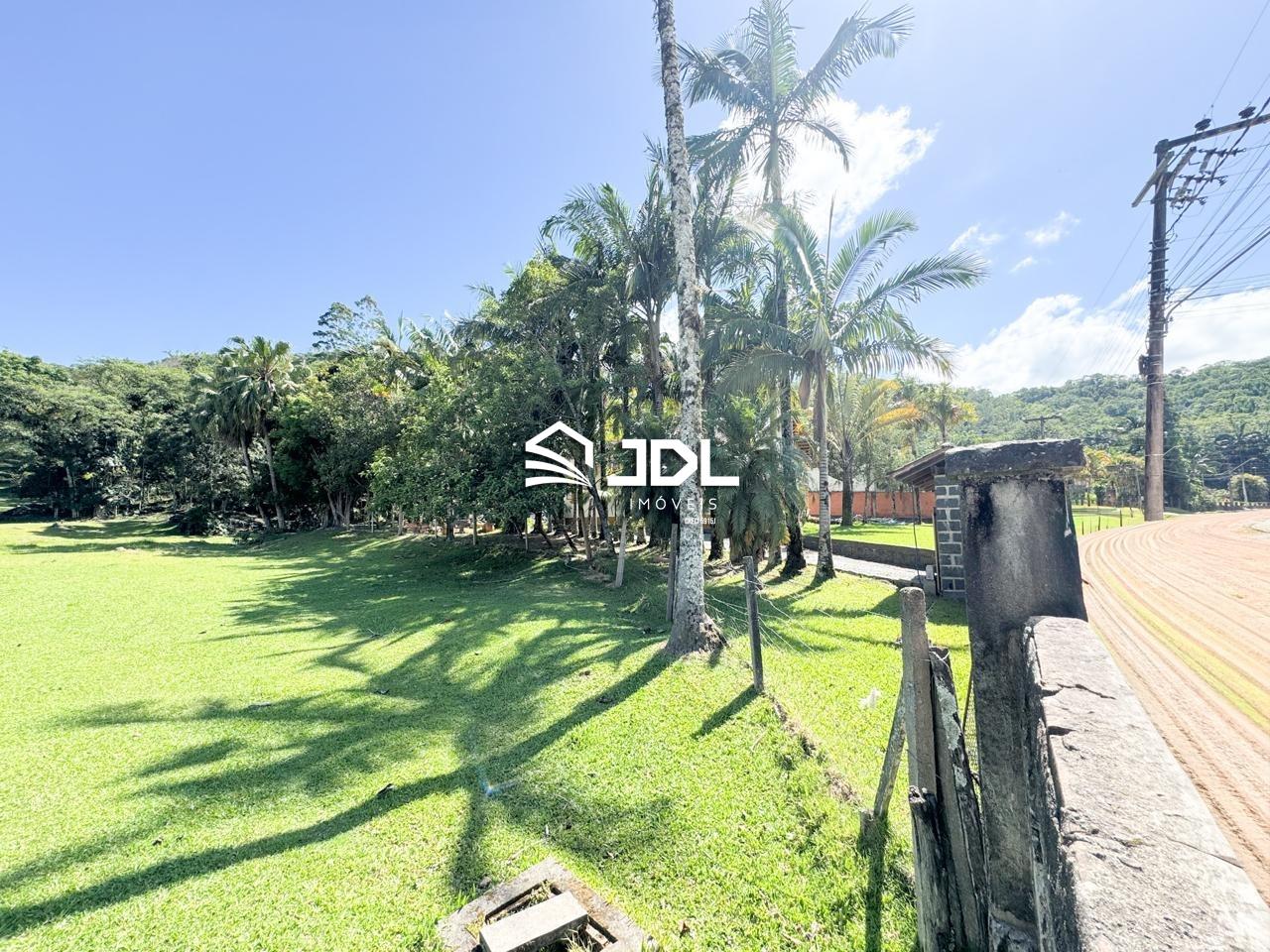 Terreno à venda no bairro Vila Germer: 