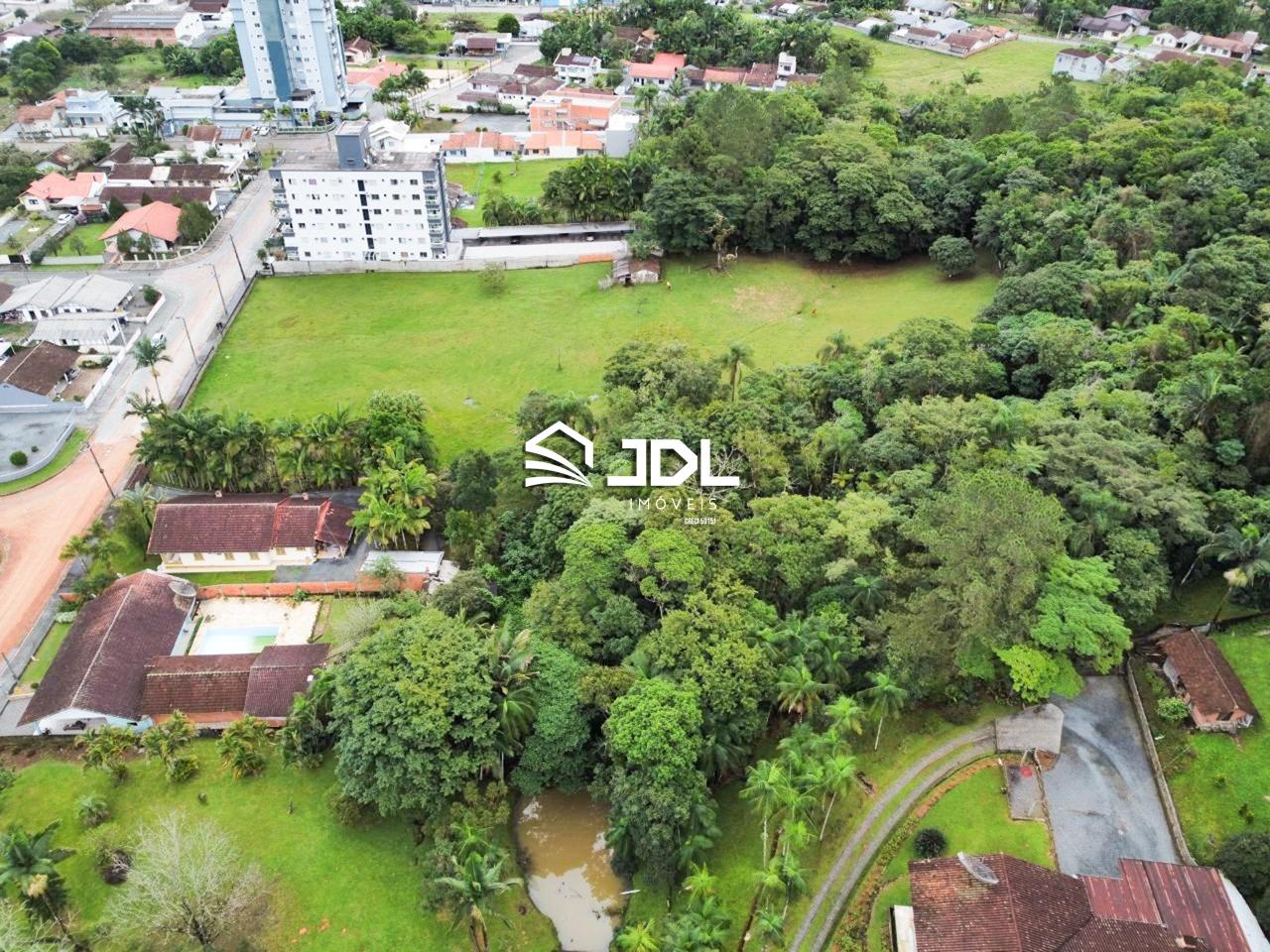 Terreno à venda no bairro Vila Germer: 