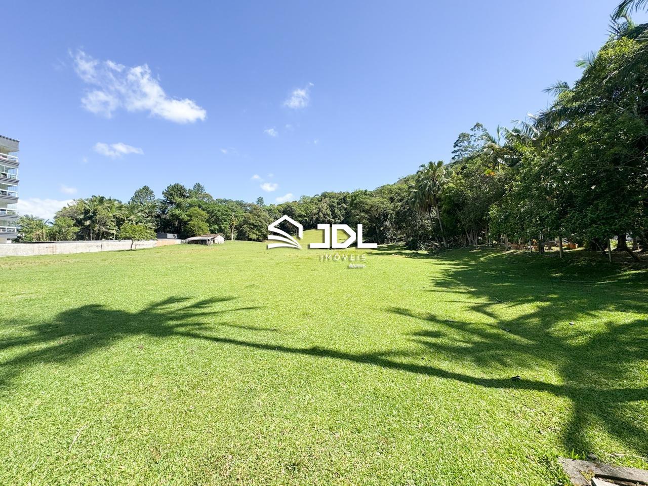 Terreno à venda no bairro Vila Germer: 