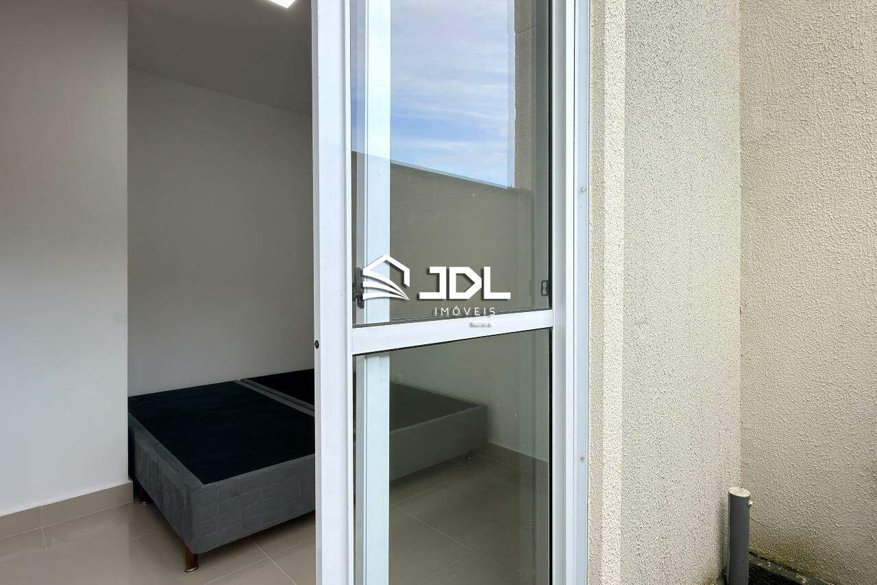 Apartamento à venda no bairro Velha Central: 