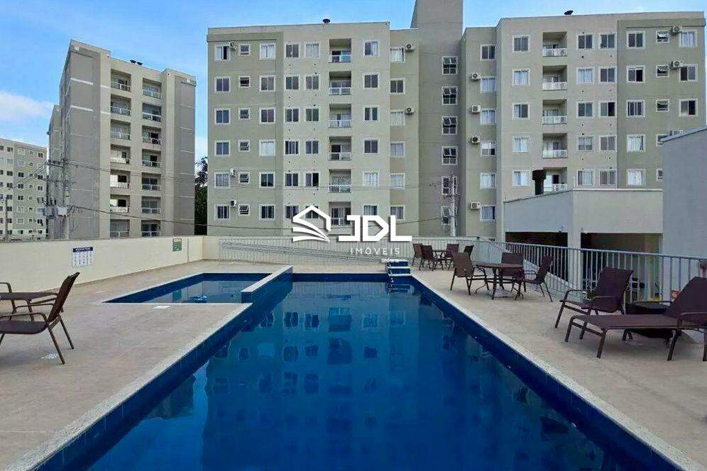 Apartamento à venda no bairro Velha Central: 