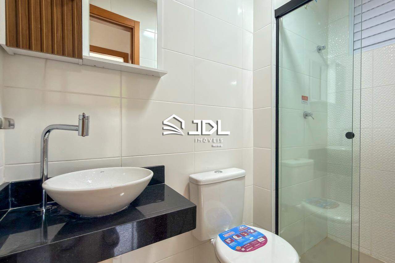 Apartamento à venda no bairro Velha Central: 