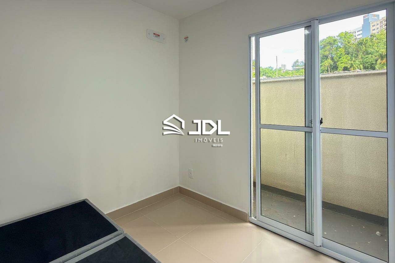 Apartamento à venda no bairro Velha Central: 