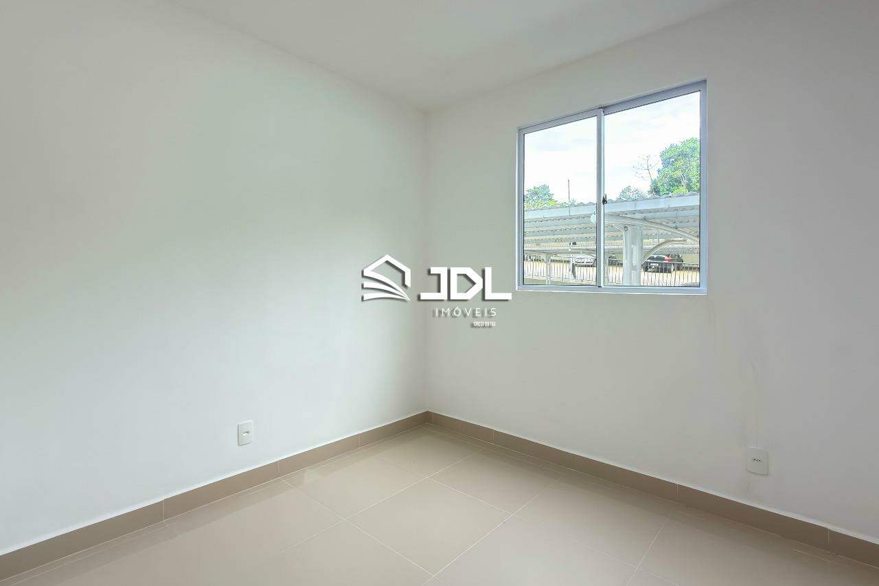 Apartamento à venda no bairro Velha Central: 