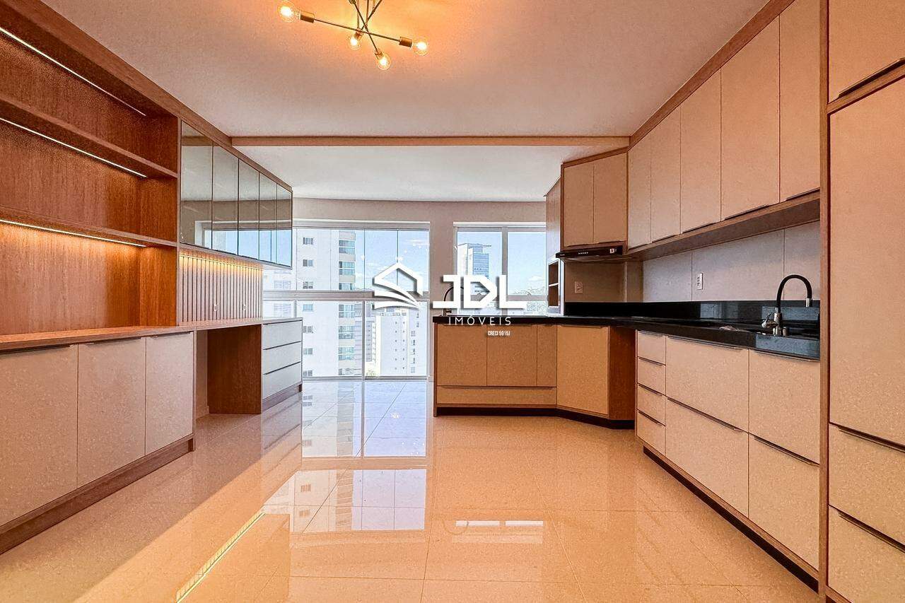 Apartamento à venda no bairro Velha: 