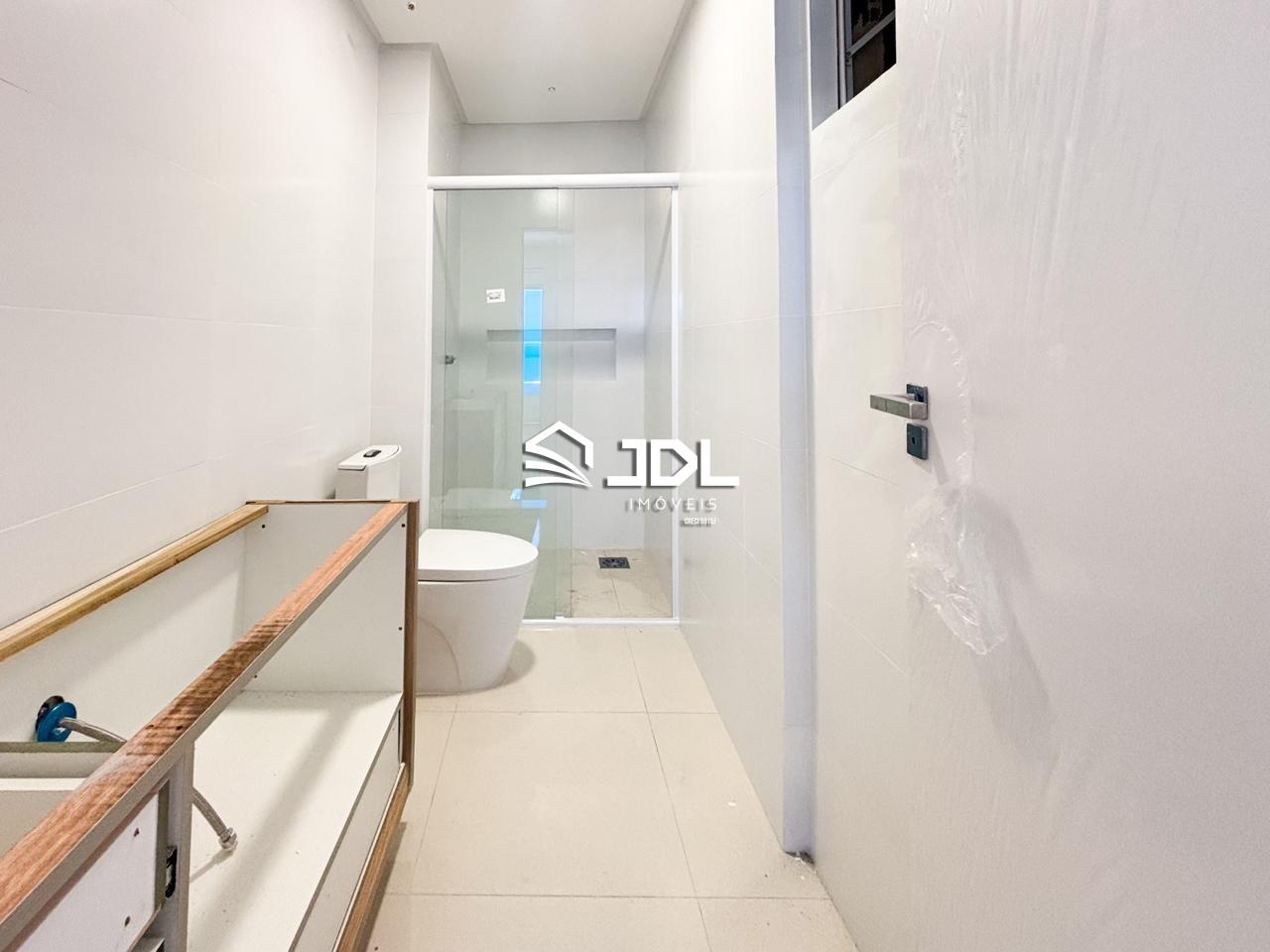 Apartamento à venda no bairro Velha: 