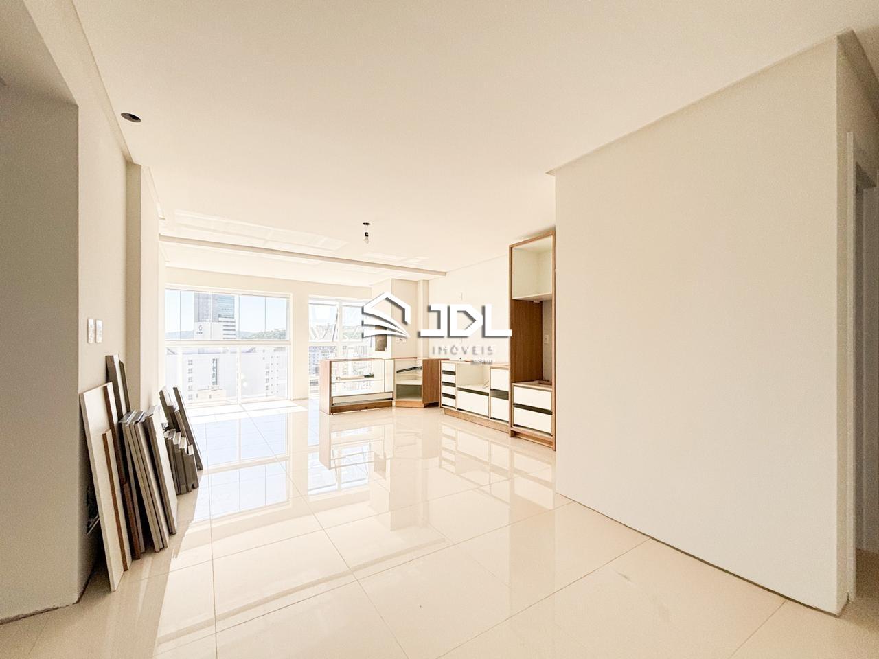 Apartamento à venda no bairro Velha: 