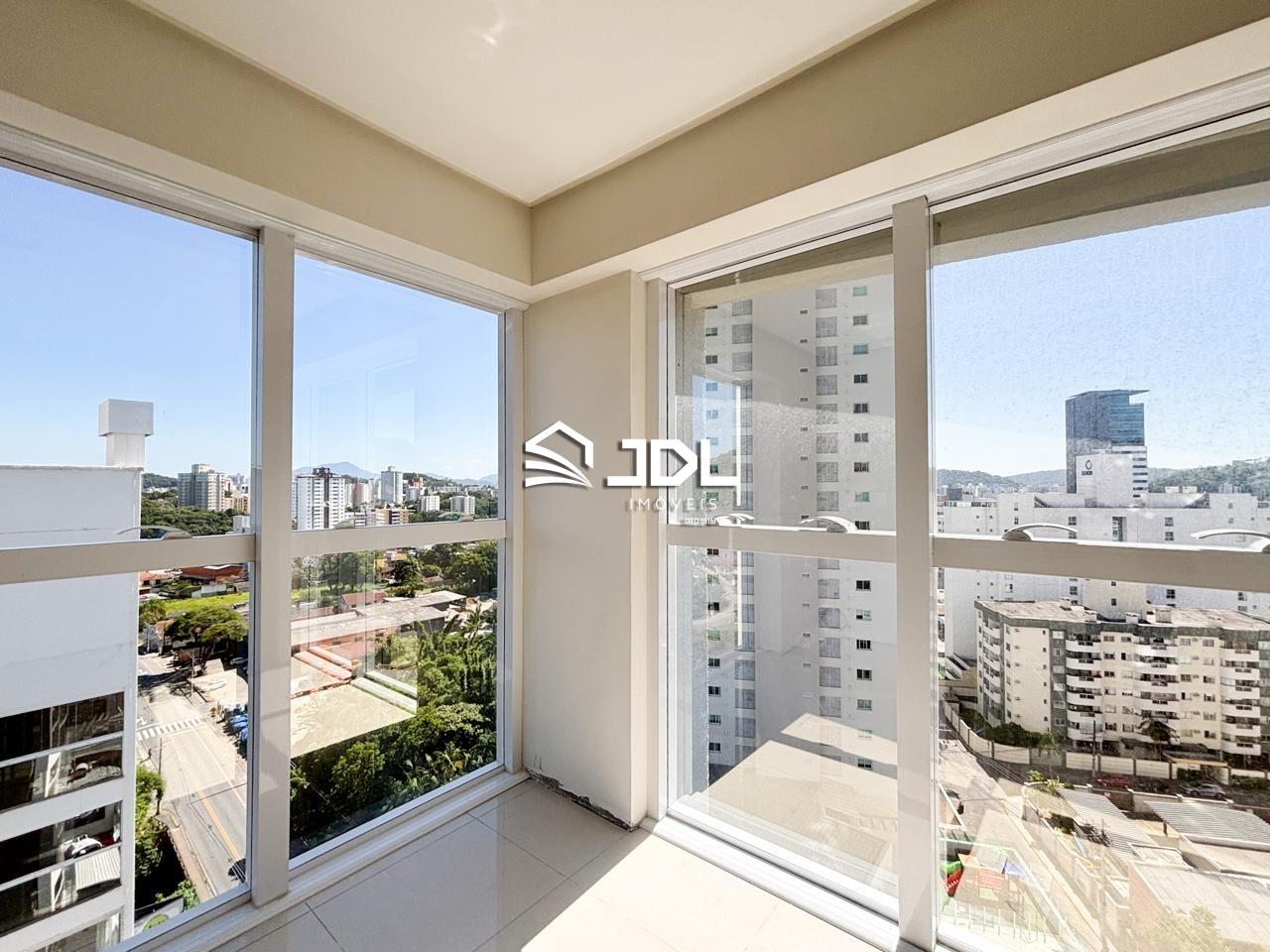 Apartamento à venda no bairro Velha: 