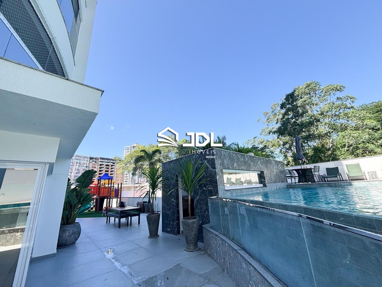 Apartamento à venda no bairro Velha: 