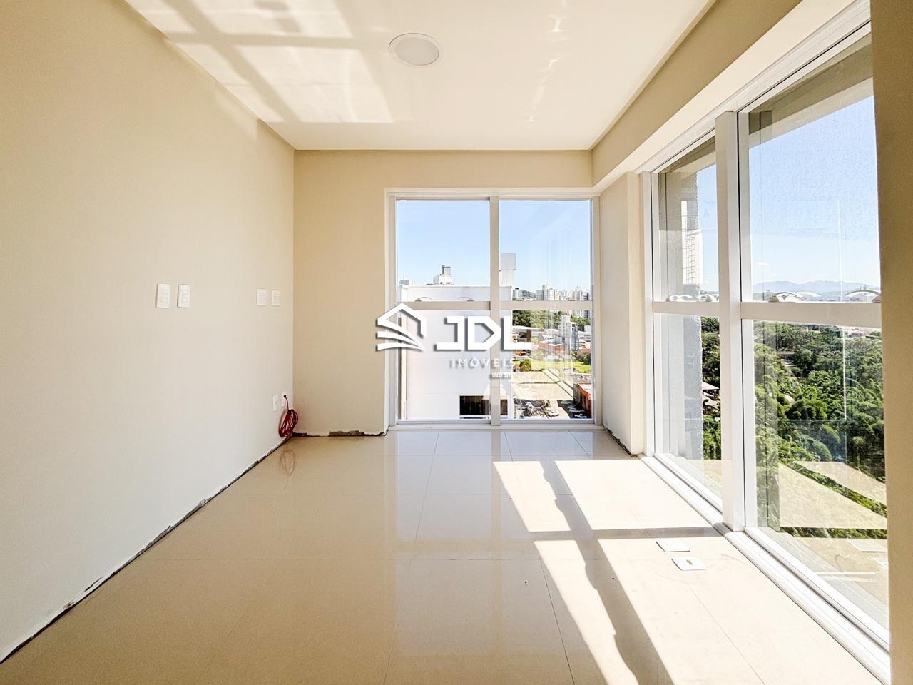 Apartamento à venda no bairro Velha: 