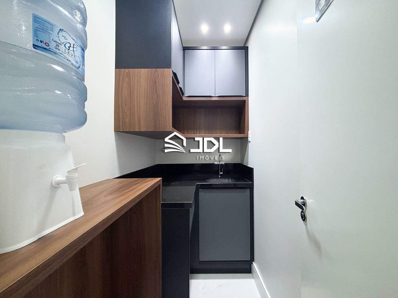 Sala à venda no bairro Centro: 