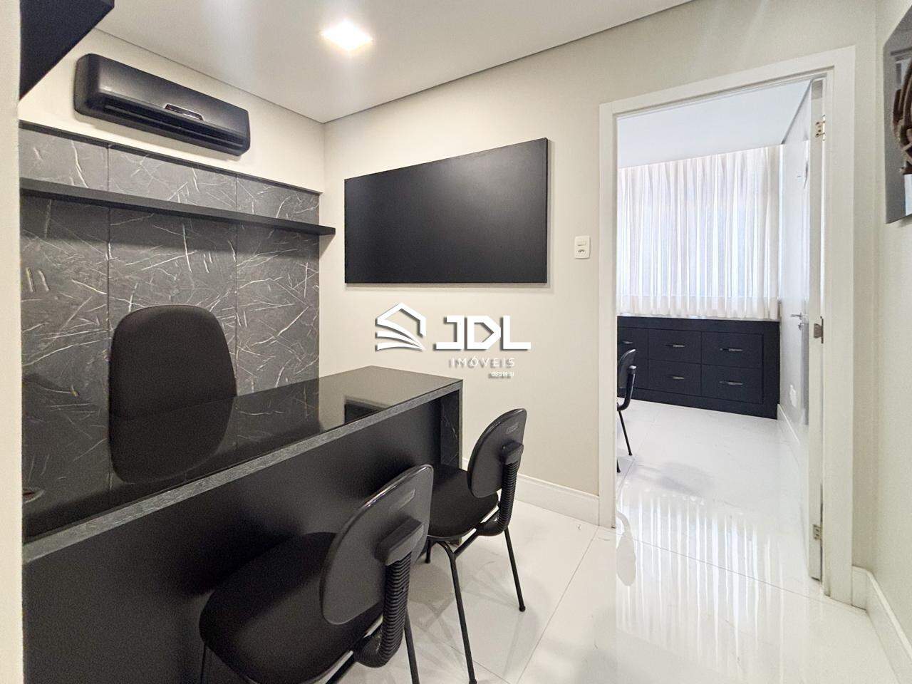 Sala à venda no bairro Centro: 