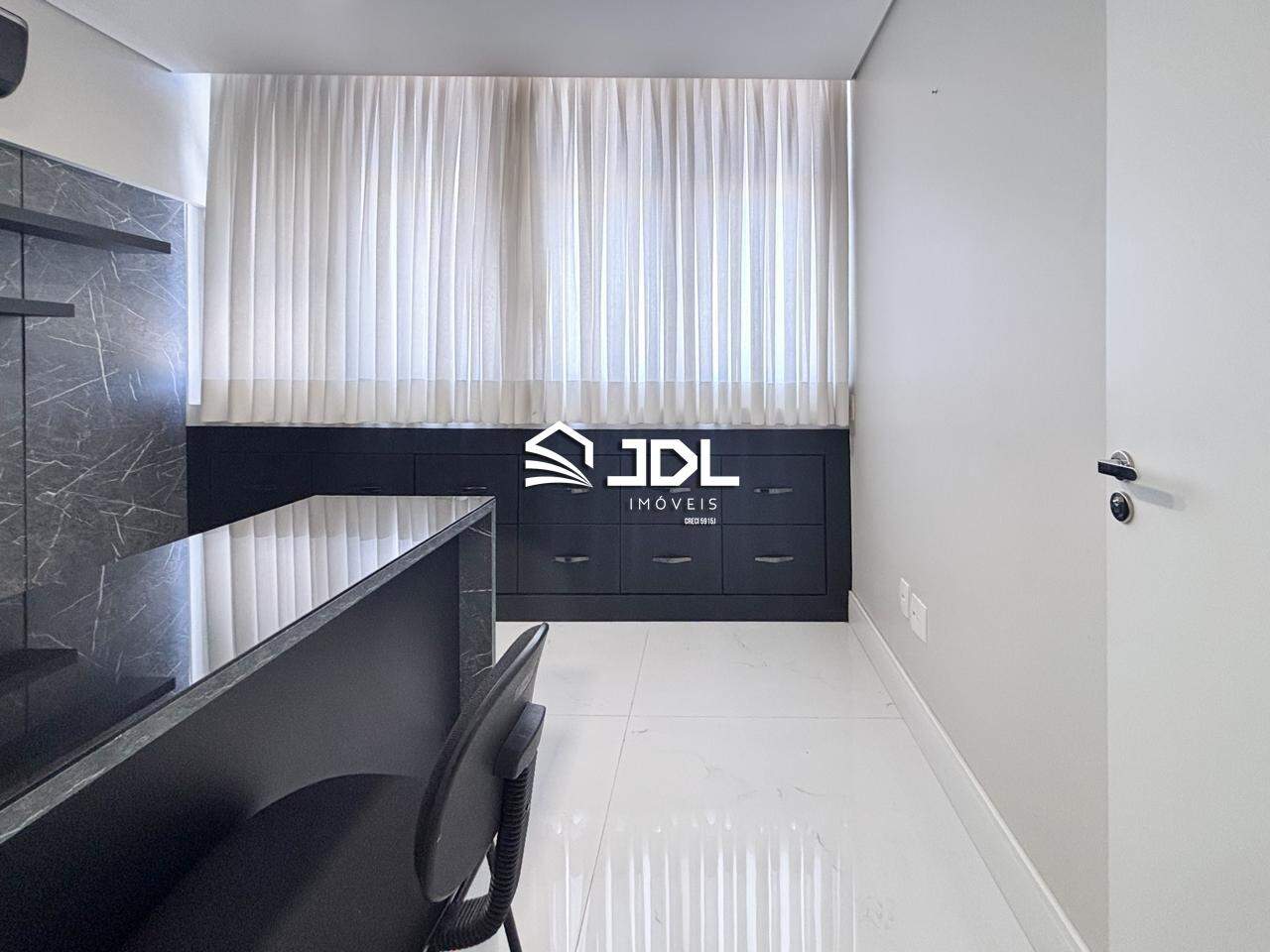 Sala à venda no bairro Centro: 