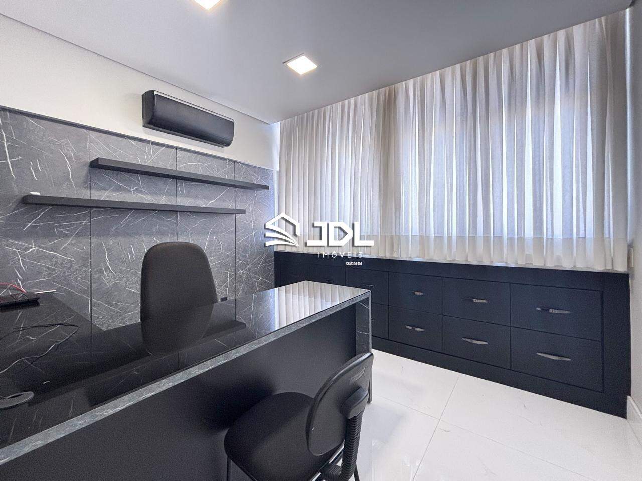 Sala à venda no bairro Centro: 