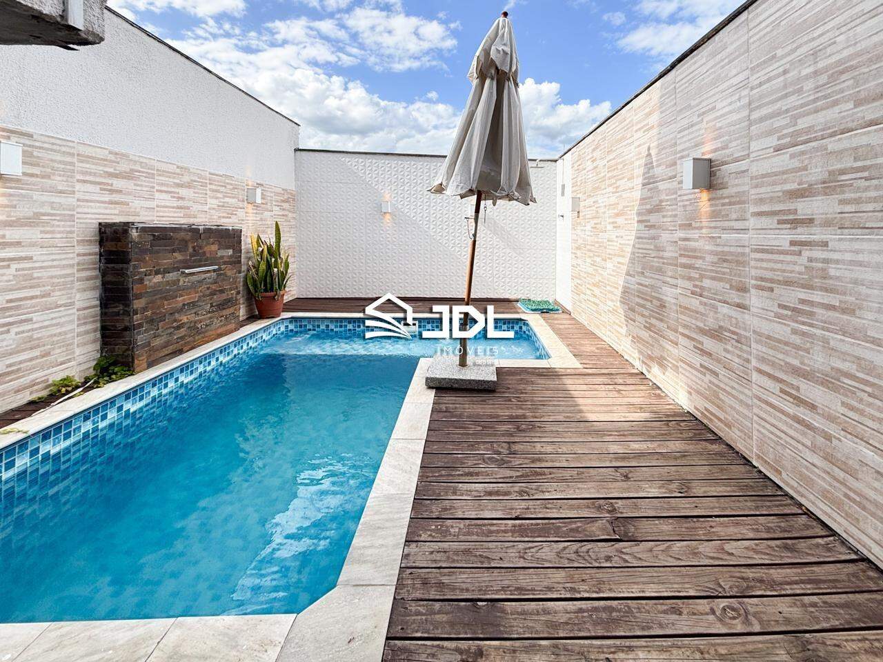 Casa à venda no bairro Fidélis: 