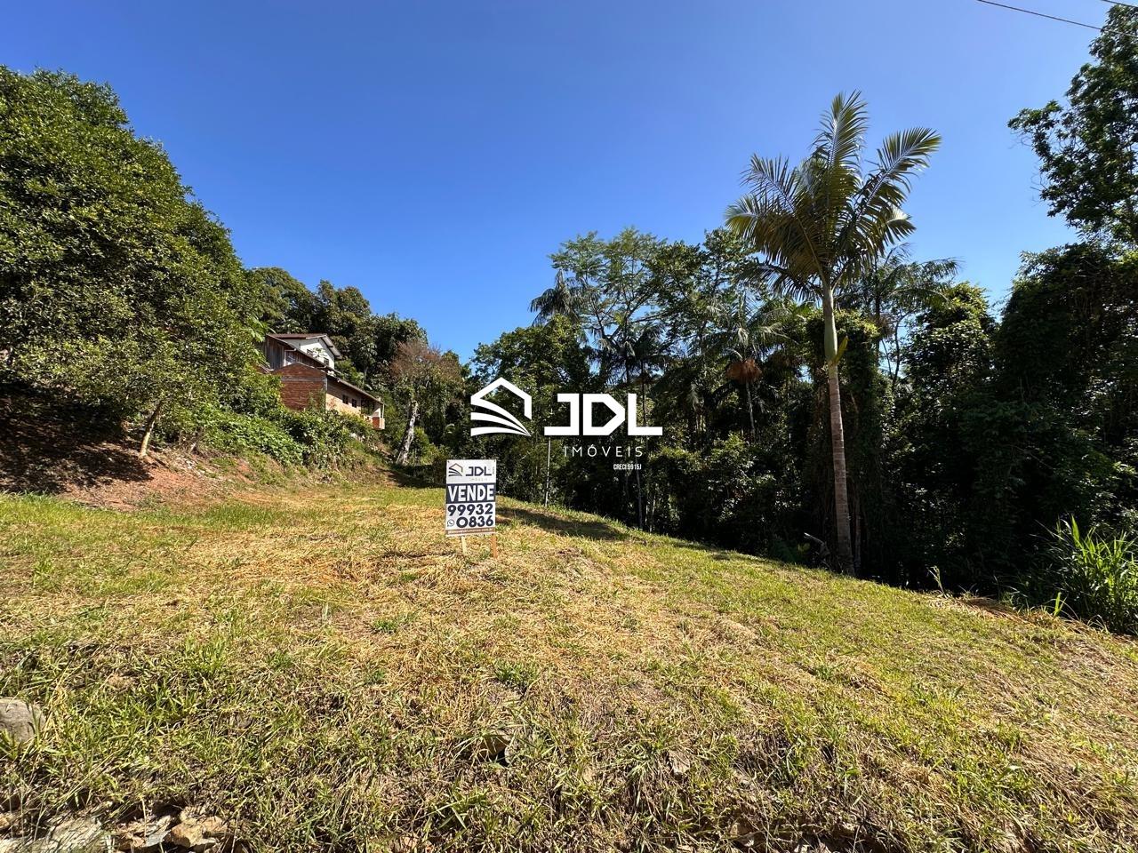 Terreno à venda no bairro Testo Salto: 