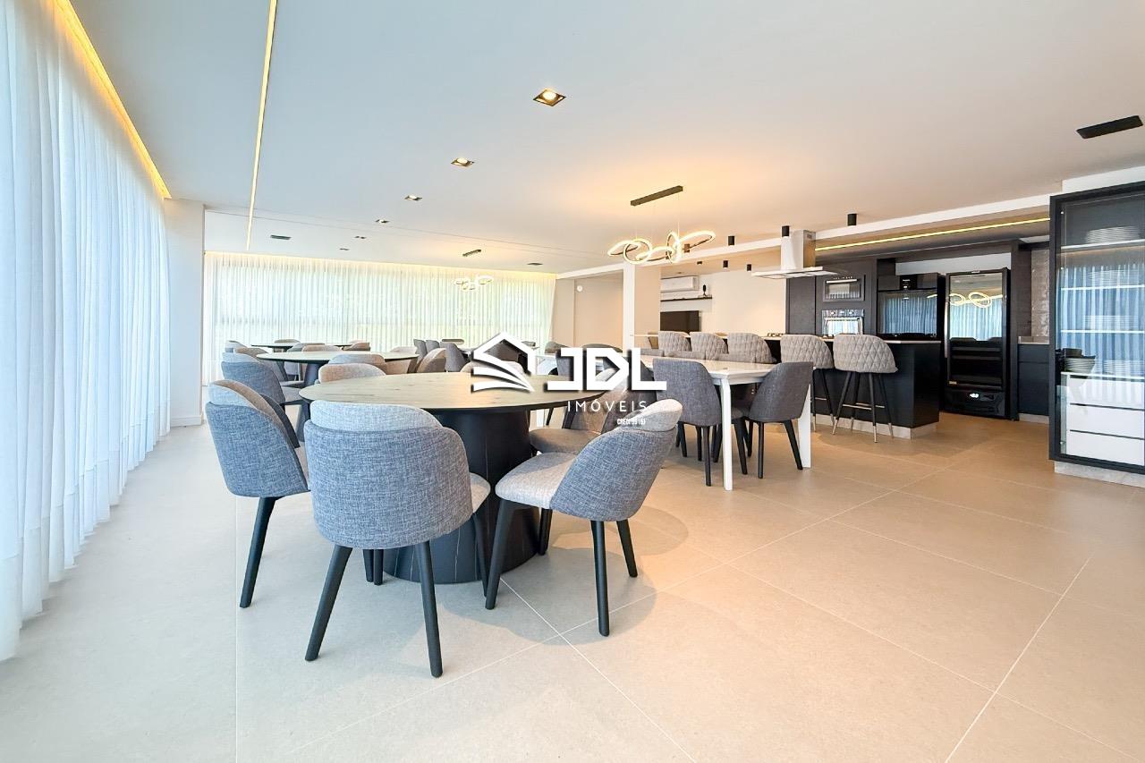 Apartamento à venda no bairro Vila Nova: 