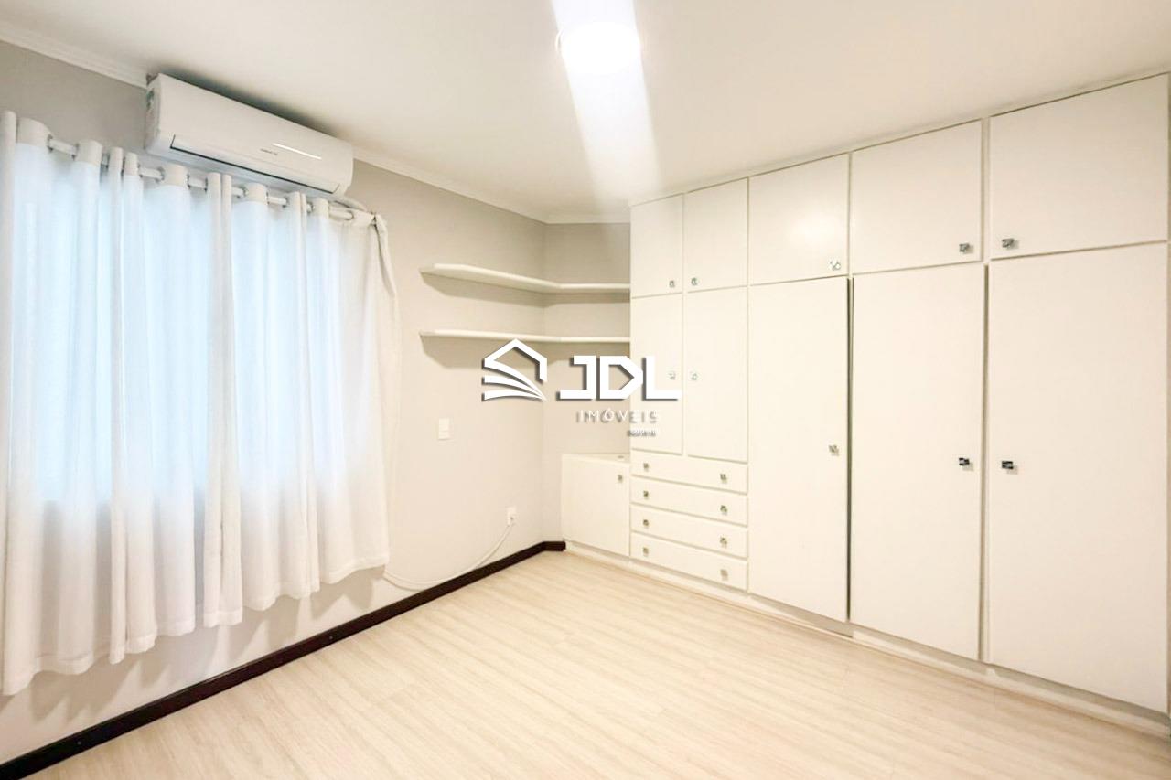 Apartamento à venda no bairro Vila Nova: 