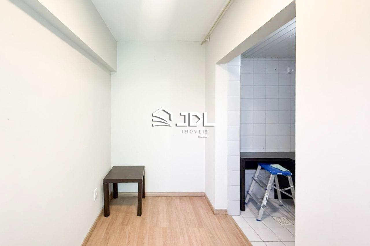 Apartamento à venda no bairro Vila Nova: 