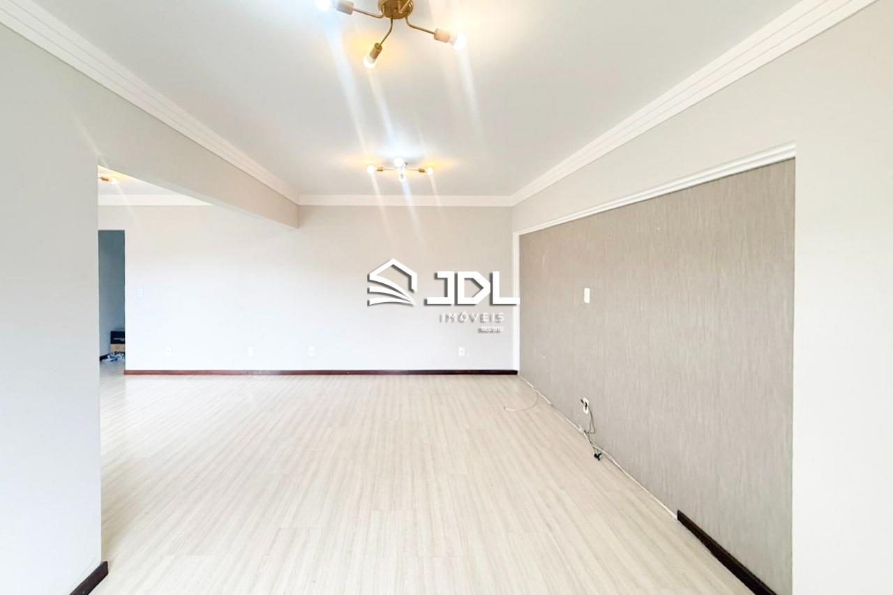 Apartamento à venda no bairro Vila Nova: 